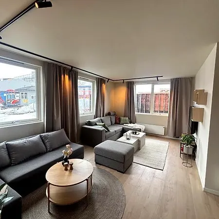 Modern In The Middle Of The Center Appartement Kirkenes