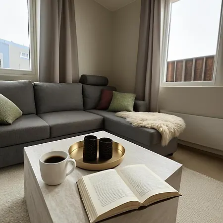 Modern In The Middle Of The Center Appartement